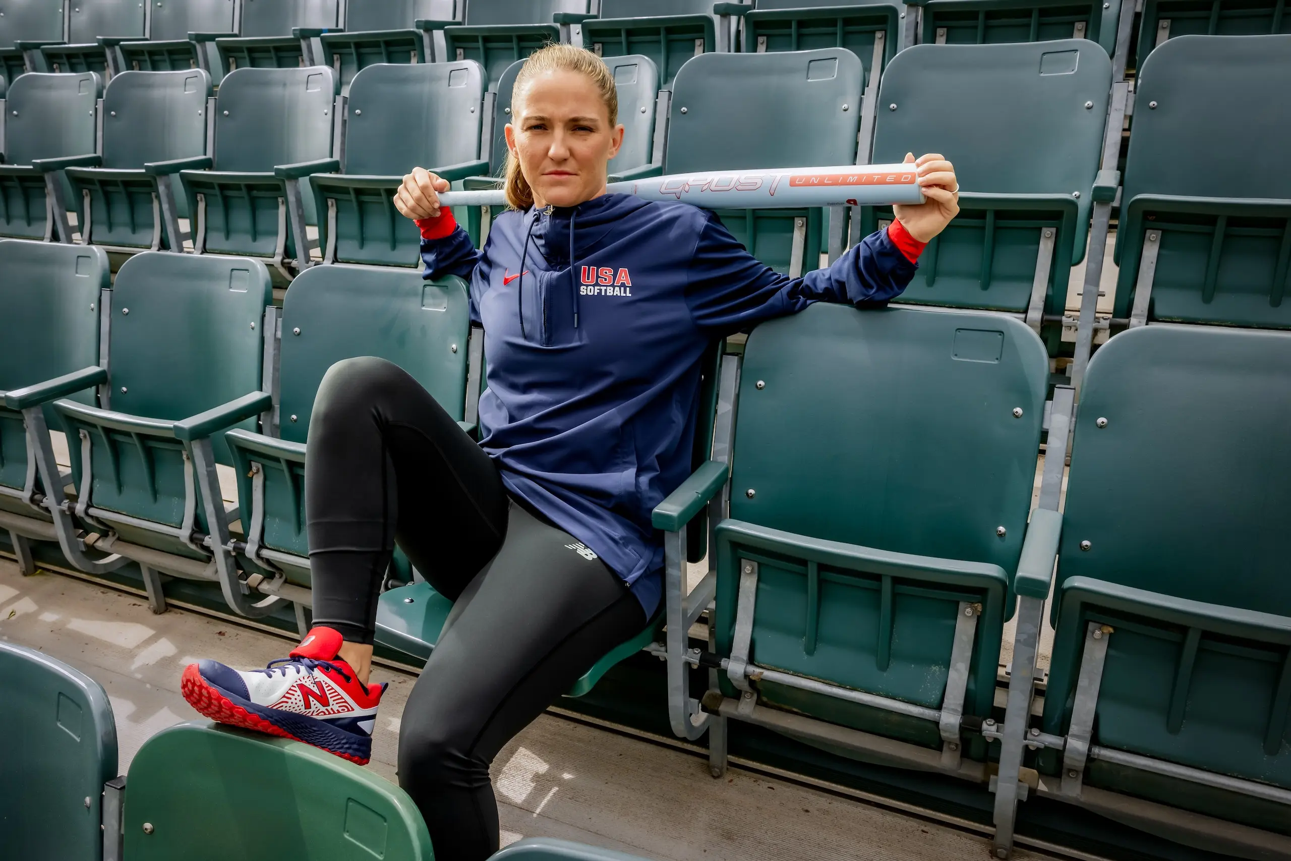 GONNAxEASTON GHOST UNLIMITED HAYLIE 1102